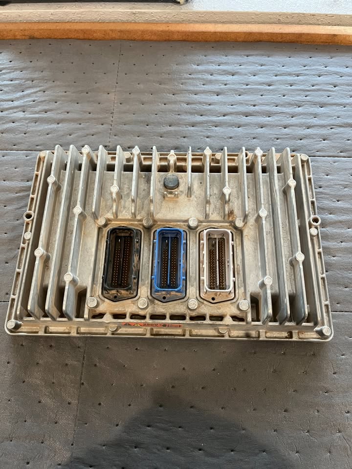 2013-14 GM 6.6L LML Engine Control Module 12660026